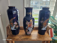 3 set of vases