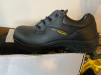 Size 11 safety foot ware safety shoes 