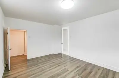 Room for rent near Albion Mall Etobicko