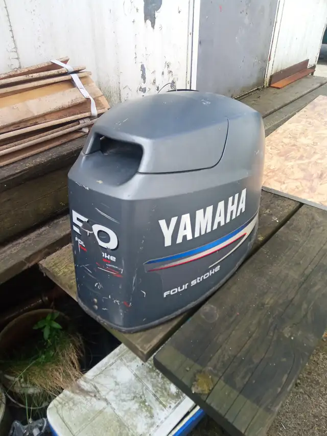Yamaha 50hp Four Stroke outboard engine cover in Powerboats & Motorboats in Vancouver - Image 3
