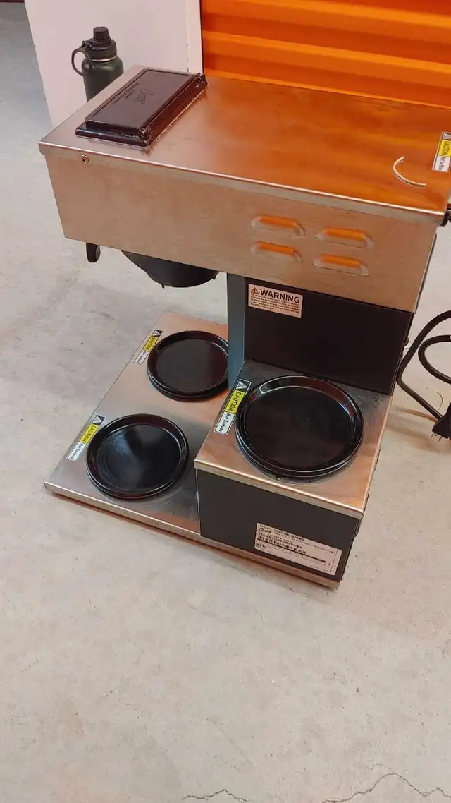 12 Cup 3 Warmer Pour-Over Coffee Brewer63235067092225124