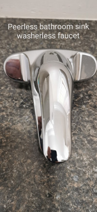 Peerless Chrome Bathroom faucet