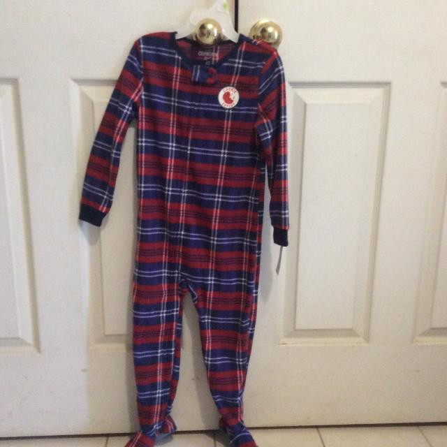 Childs Flannel Sleeper - size 4T in Kids & Youth in City of Toronto
