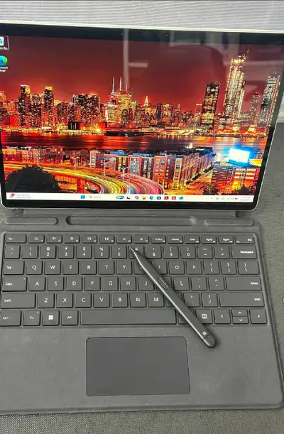 Surface Pro 9 • i7 • 16GB • 512GB • 3K 120Hz • Keyboard + Pen , View more