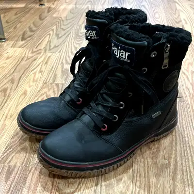 Pajar Boots Trooper Men SZ 8.5 US Leather Waterproof Comfort Zip, View more