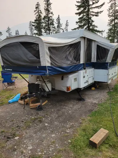 For Sale: 2007 Fleetwood Bayside Tent Trailer Pop-Up Camper Price: $5000 OBO Location: Edmonton, AB...