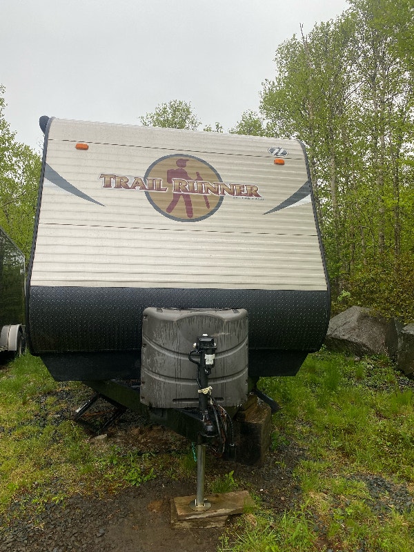 Spectacular deal RV camper 32’ with double slides! Travel Trailers