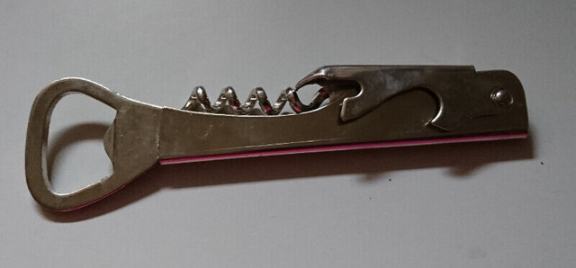 Vintage Metal Cork Screw/Bottle Opener/ Can Opener in Arts & Collectibles in Oshawa / Durham Region - Image 2