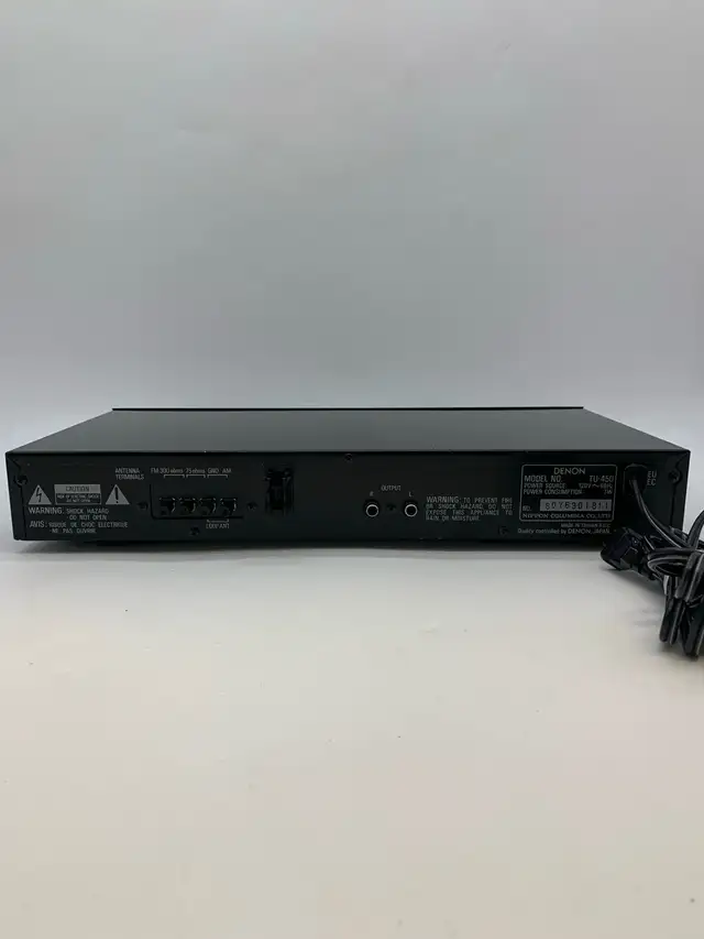 Denon TU-450 Vintage AM/FM Stereo Tuner - Tested in Stereo Systems & Home Theatre in City of Toronto - Image 8