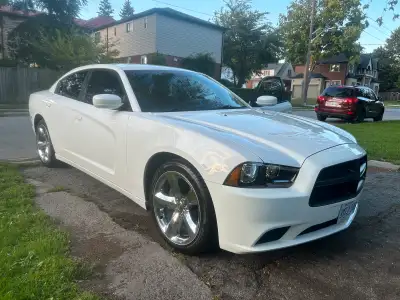 New tires, camshaft, lifters, fluids all changed, and rebuilt transmission. Windows tinted. Well mai...