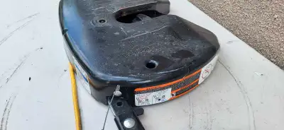 This is a used Reese fifth wheel hitch, designed to provide a secure connection between your pickup...