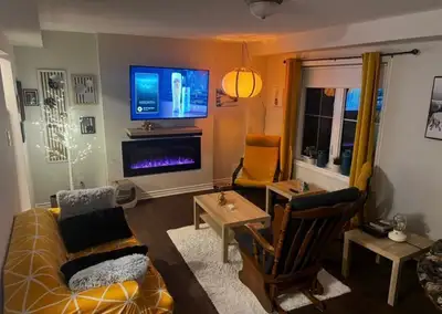 Private room for rent 2 ladies living in house atm room is available in May Fully Furnished Bedroom...