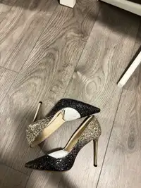 Jimmy Choo - Black & Gold heels