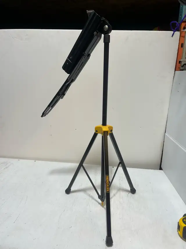 Hercules Music Stand