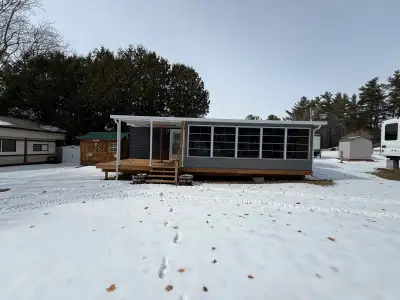 2023 Quailridge 44CKFD 3 season mobile home in campground on Whitelake. Basically brand new 3 season...