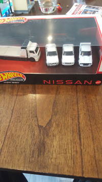 Hot Wheels Diorama Nissan Skyline