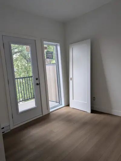 LUXUEUX 3 1 /2 À LOUER À MONTRÉAL DISPONIBLE 1ER JUILLET 2026 CONSTRUCTION SEPTEMBRE 2024 SITUÉ AU D...