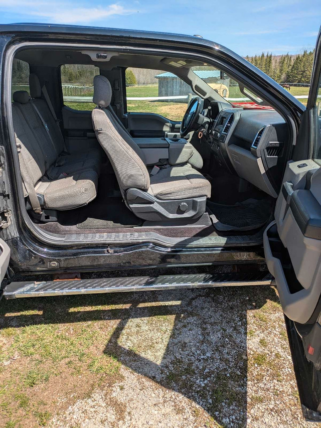 2017 F150 Supercab 4 by 4 in Cars & Trucks in Barrie - Image 4