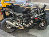 2023 BMW S1000RR  **Only 2,800 km's.     **Price Reduced**