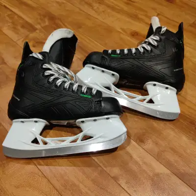 Patins à glace Reebok pour junior, View more
