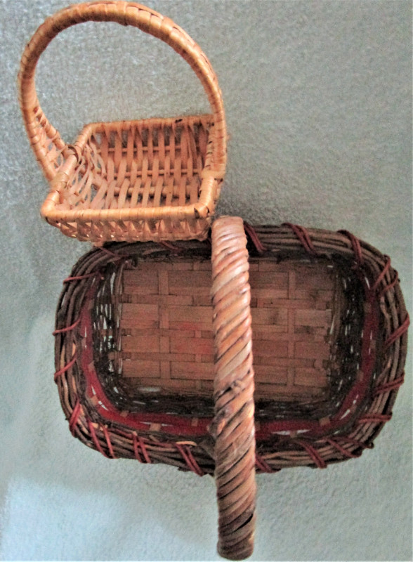 BASKETS Natural, Red/Brown & Blue Other Belleville Kijiji