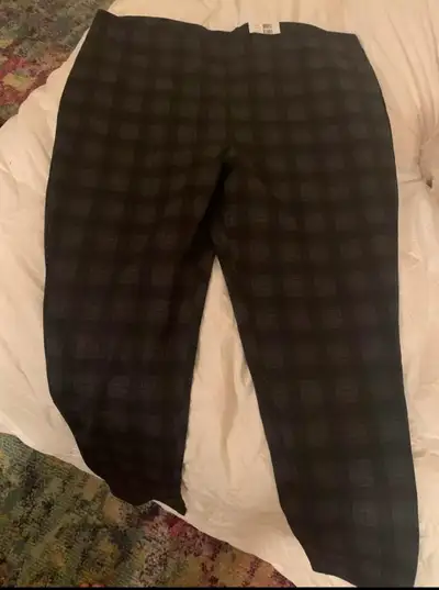 Women’s black plaid leggings - NEW, View more