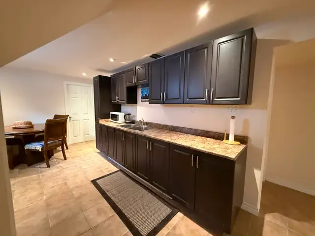2 Bedroom Lower Level in Mississauga - All Utilities Inclusive