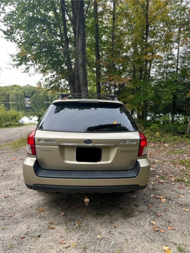 2009 Subaru Outback Limited POUR PIECES OU MECANO — photo 4