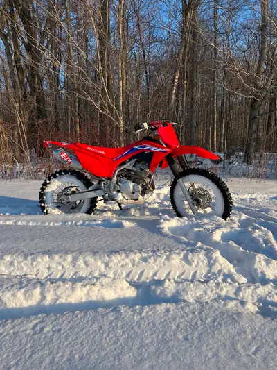 Amazing bike, runs great and never had a problem with it. Oil changed every few hours of riding, mai...