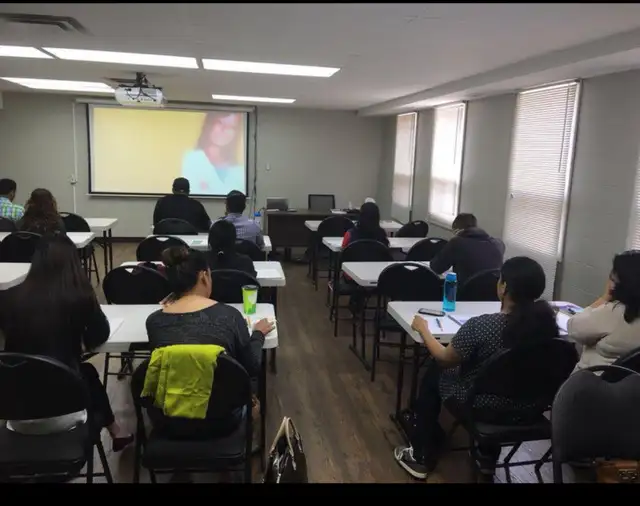 driving lessons - 10hrs driving only/free pickup528477584936806404