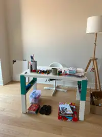 PAHL Desk, white/turquoise, Kid desk