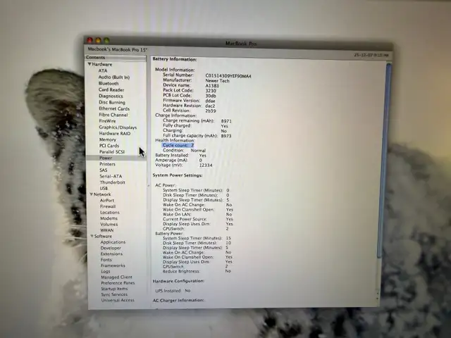 Macbook Pro Early 2011 17po 2.2Ghz in Laptops in City of Montréal - Image 10
