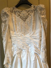 RÉDUIT *VINTAGE PRONUPTIA - Robe de mariée en taffetas gr. 10