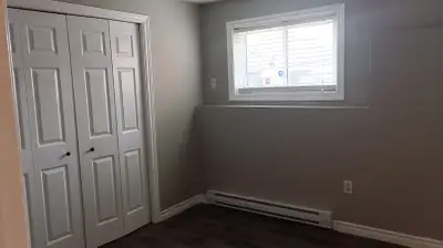 Private room for rent in Eastern Passage. Bedroom is very bright with a large closet. Utilities (ele...