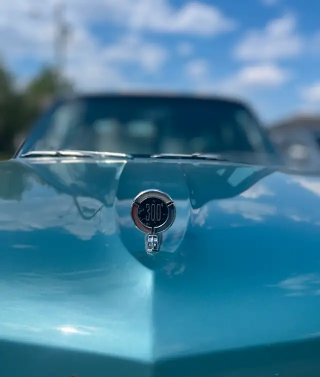 1966 Chrysler 300 in Classic Cars in Winnipeg - Image 9
