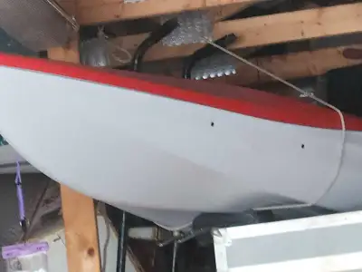 Je vends mon kayak Pelican servie une fois il est neuf parfait pour explorer les eaux calmes et prof...