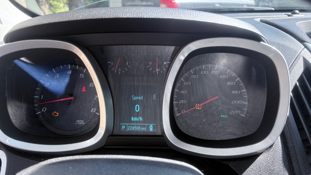 Chevrolet Equinox SUV in Cars & Trucks in St. Albert - Image 4