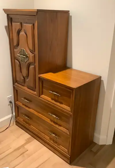 Ensemble de chambre à donner, View more