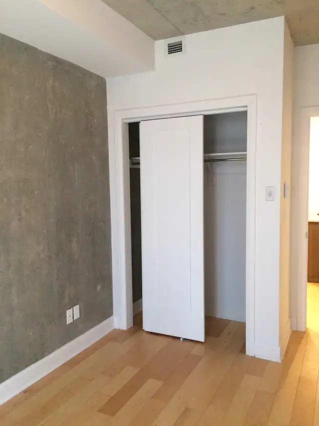 Lease transfer condo 1bed room 3 1/2 in Long Term Rentals in City of Montréal - Image 8