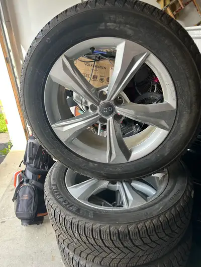 19” OEM Audi Q5/SQ5 wheels with 235-55-19 Michelin Xice snow winter tires. In very good condition. T...