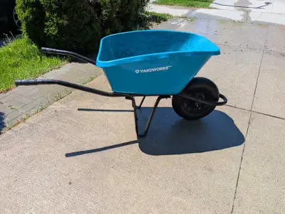 yardworks wheelbarrow -blu plastic tub, View more