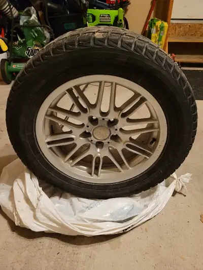 18 inch alloy rims, 5x120 bolt pattern, used om Acura MDX. If the ad is up, they're still available....