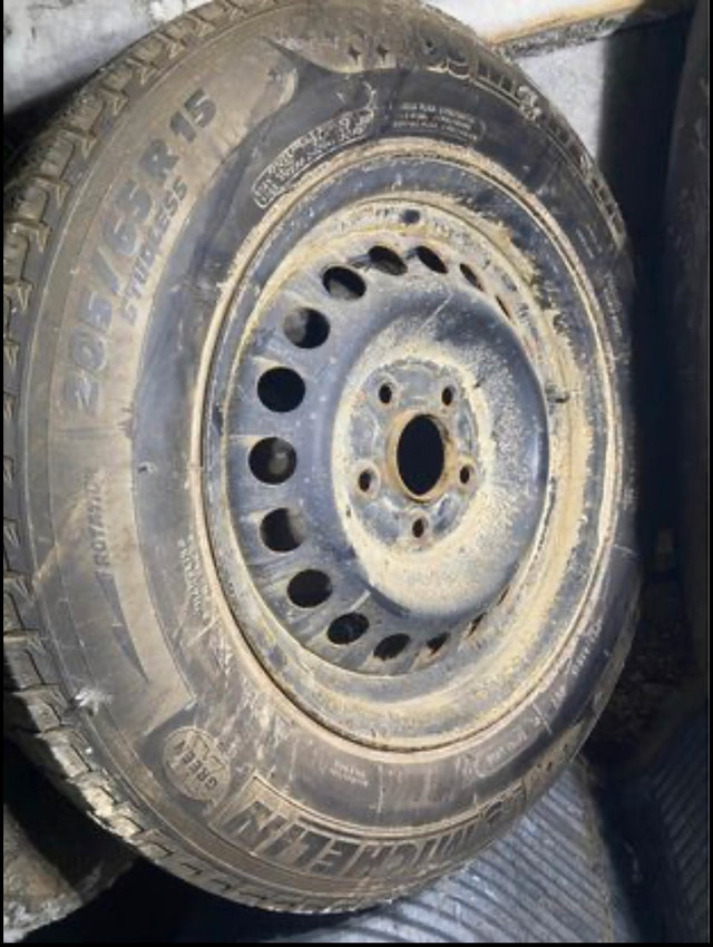 Honda civic winter wheels and tires  in Tires & Rims in Saskatoon - Image 3