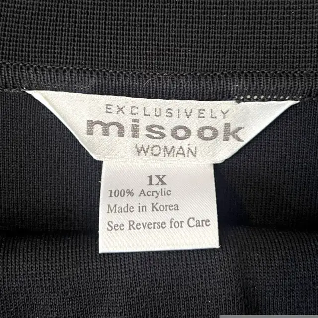 Exclusively Misook Women's Pant Suit! in Women's - Other in Calgary - Image 5