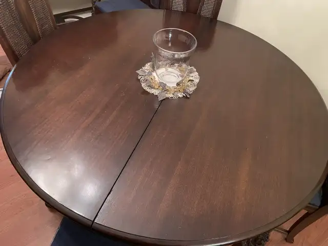 Antique mahogany dining room table with chairs in Dining Tables & Sets in City of Toronto - Image 5