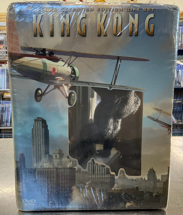 King Kong Deluxe Extended Edition DVD in CDs, DVDs & Blu-ray in North Bay - Image 4