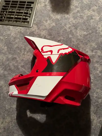fox v1 helment , View more