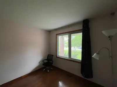 Room for lease near Sheridan college