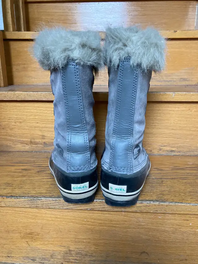 winter waterproof boots - Sorel in Women's - Shoes in City of Toronto - Image 4