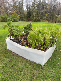 Heavy polyethylene raised garden 